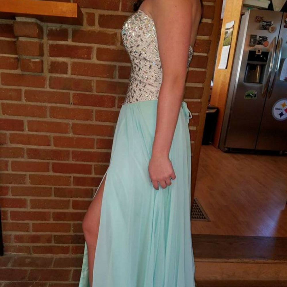 Teal prom dress - Picture 3 of 4